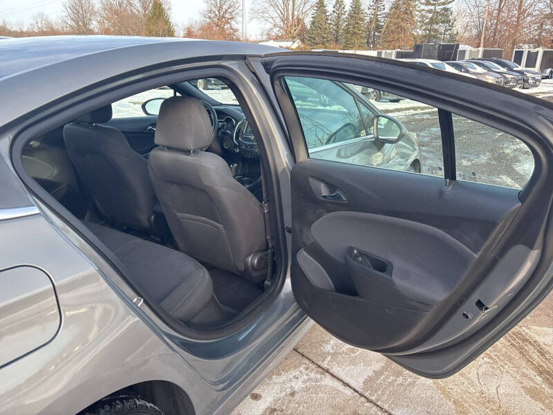 2017 Chevrolet Cruze LT Auto