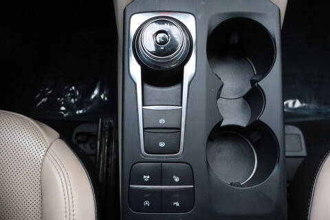 2021 Ford Escape Titanium