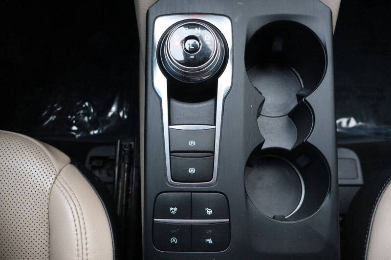 2021 Ford Escape Titanium