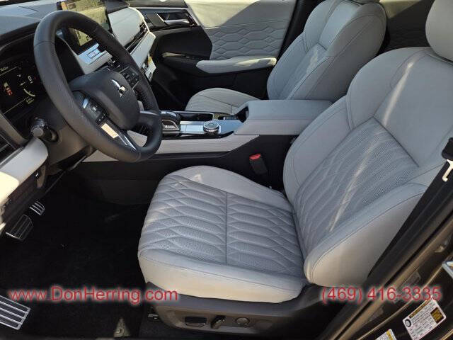 2025 Mitsubishi Outlander SEL