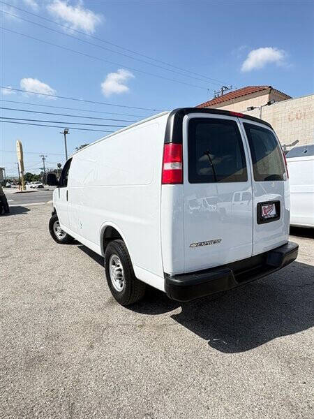 2020 Chevrolet Express 2500