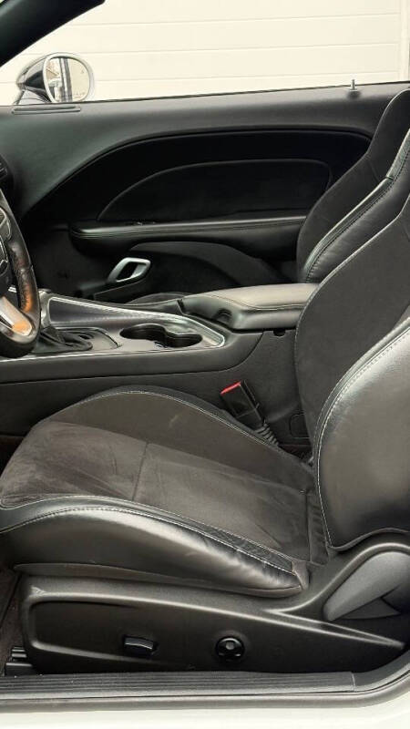 2016 Dodge Challenger R/T Scat Pack