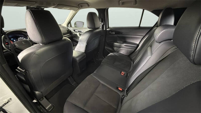 2024 Mitsubishi Eclipse Cross SE