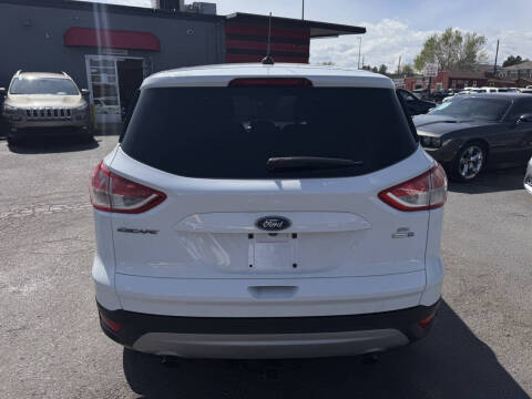 2015 Ford Escape SE