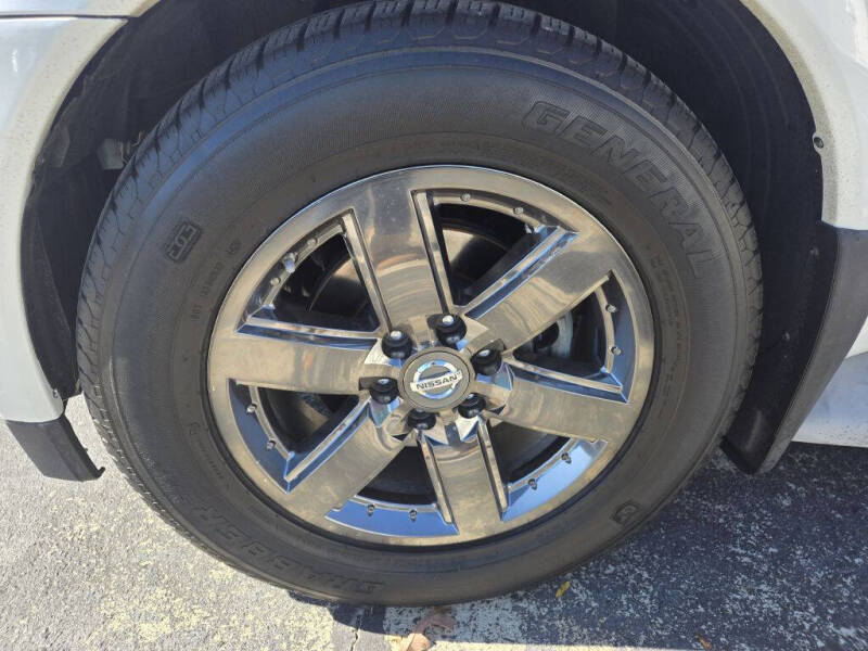 2013 Nissan Armada Platinum