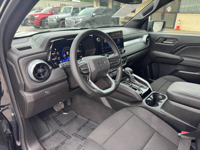 2024 Chevrolet Colorado LT