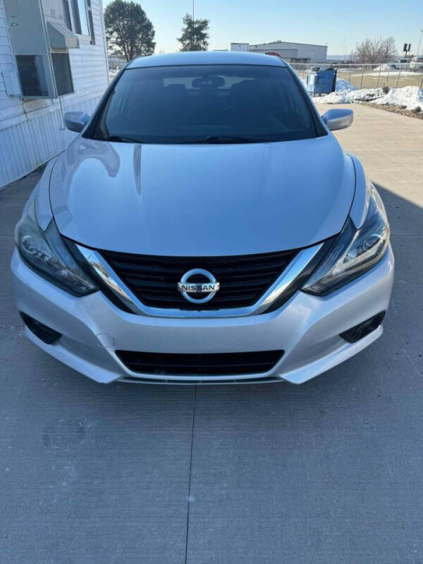 2017 Nissan Altima for sale at Carsland KC in Kansas City MO