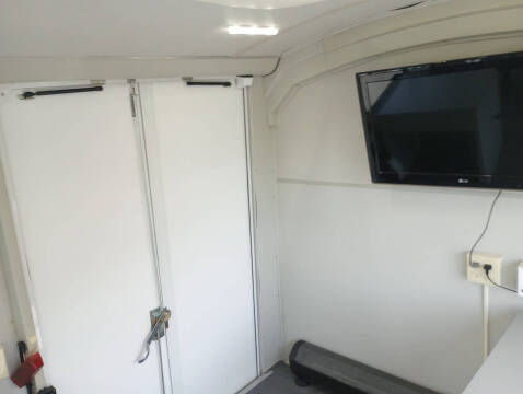 2014 Freightliner M2 106