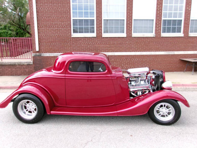 1934 Ford 3 WINDOW COUPE