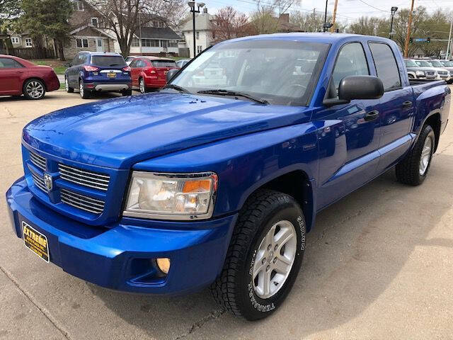 2008 Dodge Dakota for sale at Extreme Auto Plaza in Des Moines, IA