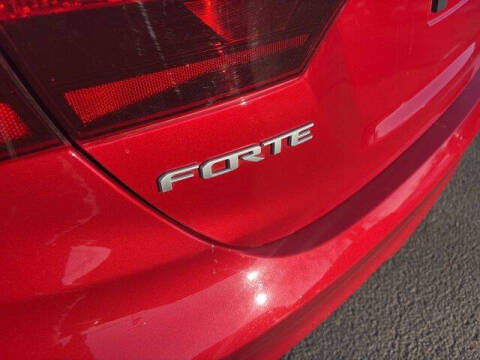 2024 Kia Forte LXS