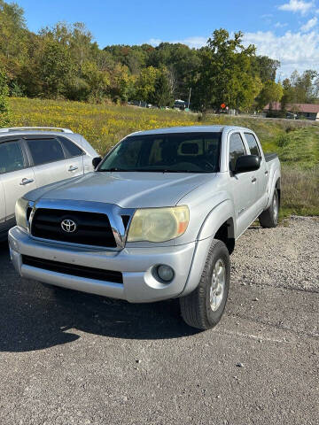 2006 Toyota Tacoma for sale at LEE'S USED CARS INC in Ashland KY