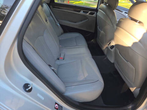 2015 Hyundai Genesis