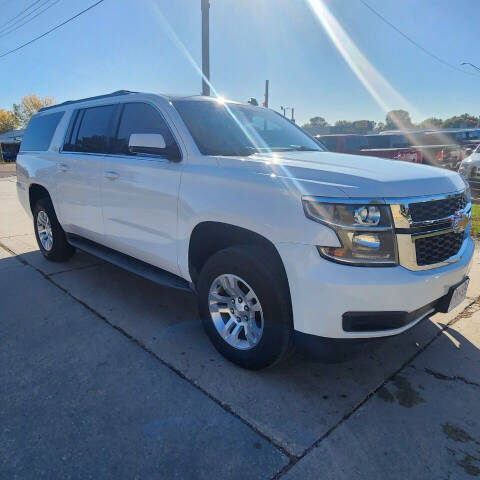 2015 Chevrolet Suburban for sale at Dakota Auto Inc in Dakota City, NE