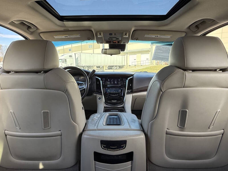 2017 Cadillac Escalade Premium Luxury