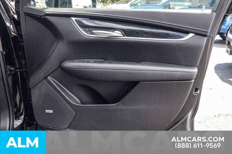 2022 Cadillac XT5 Premium Luxury