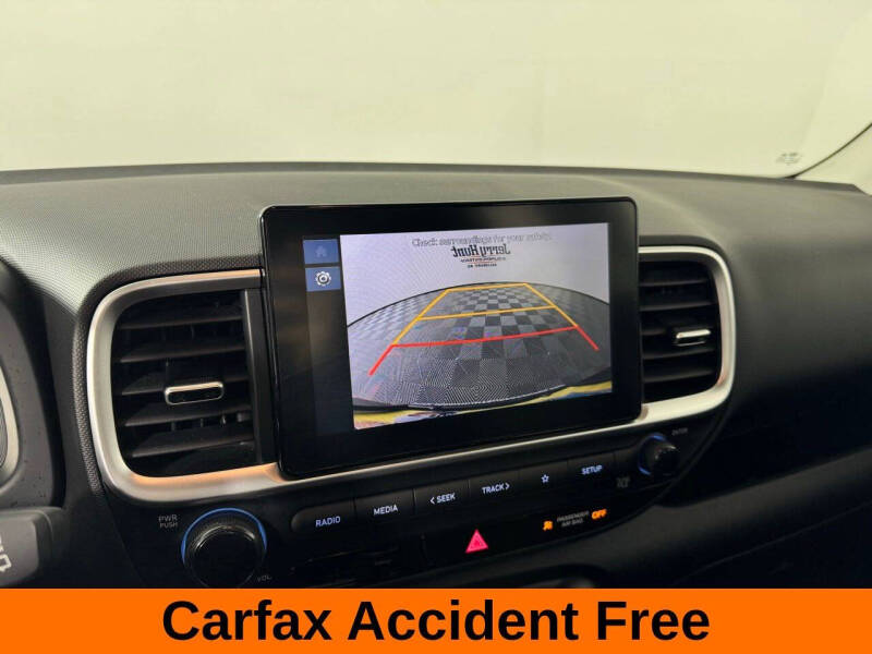 2024 Hyundai Venue SEL