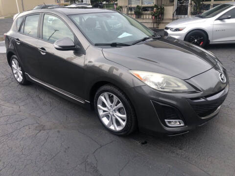 2010 Mazda MAZDA3 for sale at Tradewind Car Co in Muskegon MI