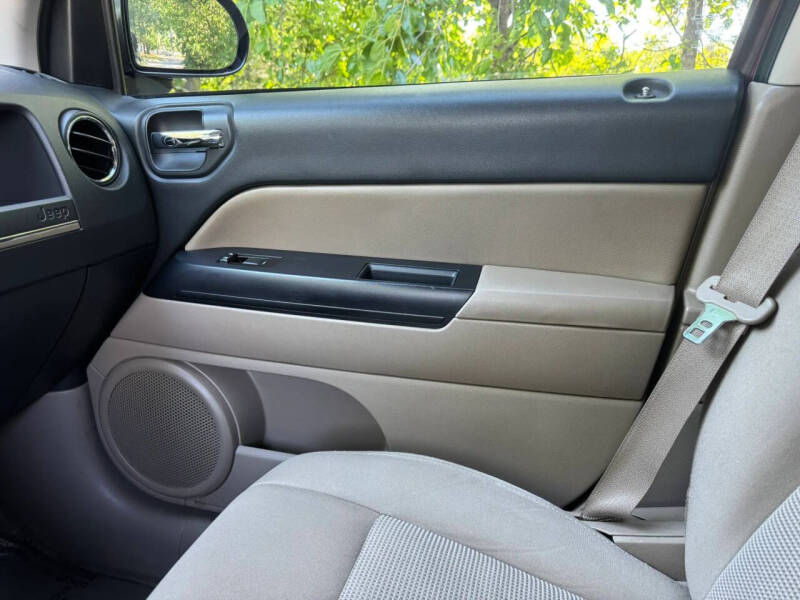 2012 Jeep Compass Sport