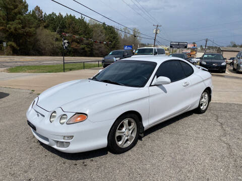 2001 Hyundai Tiburon for sale at Preferred Auto Sales in Whitehouse TX