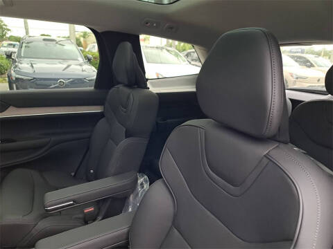 2025 Volvo EX90 Twin Performance Plus 6P