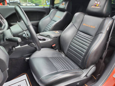 2016 Dodge Challenger 392 HEMI Scat Pack Shaker