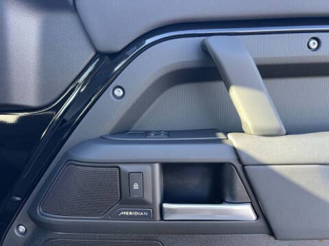 2026 Land Rover Defender 110 P300 S