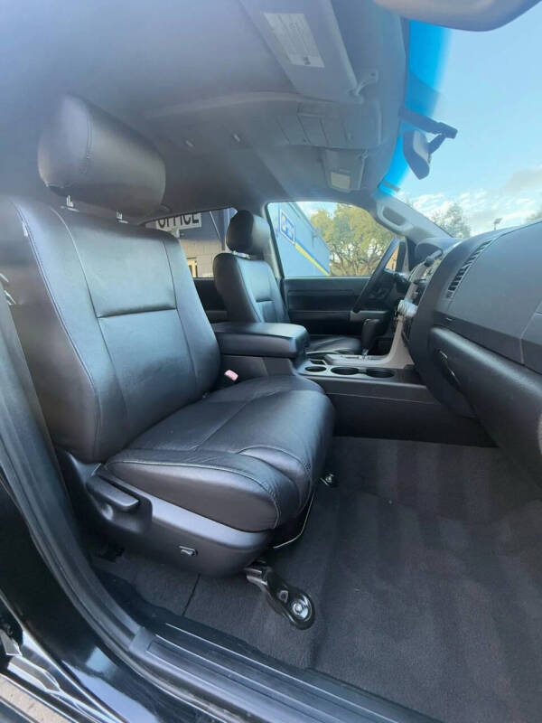 2013 Toyota Tundra Grade