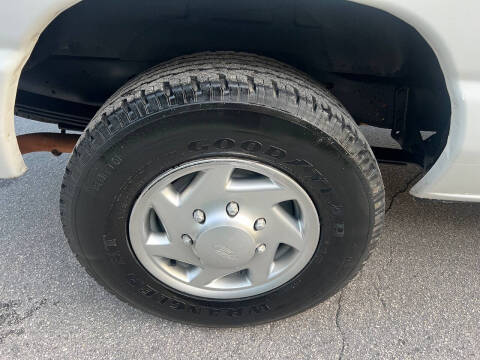 2011 Ford E-Series E-250