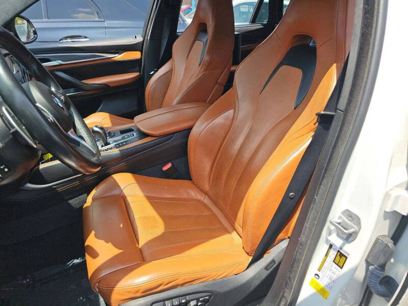 2015 BMW X6 M