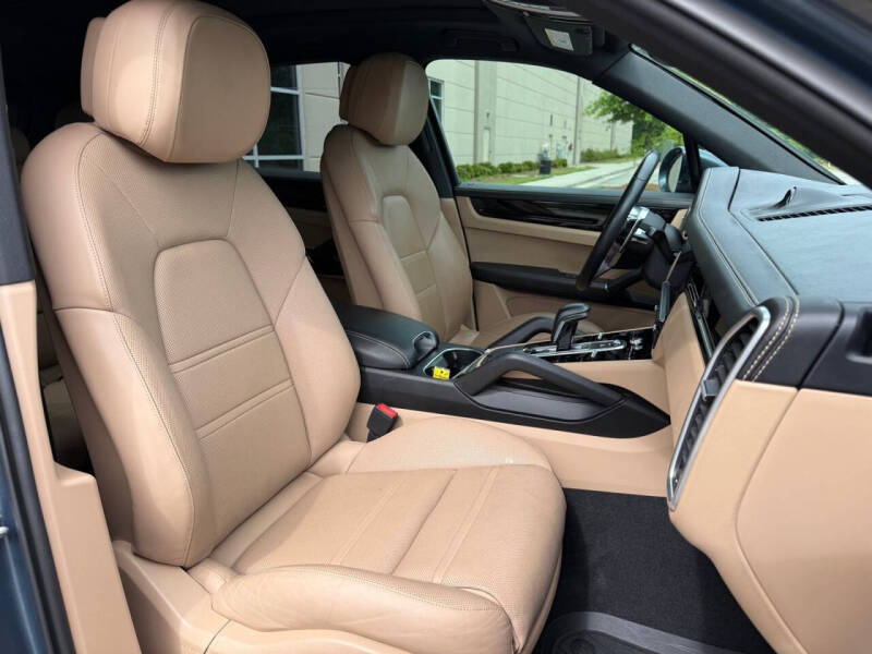 2019 Porsche Cayenne S
