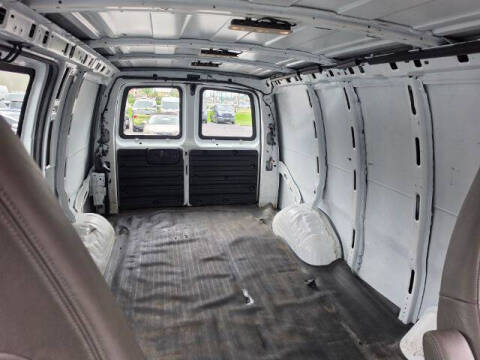 2017 Chevrolet Express 2500