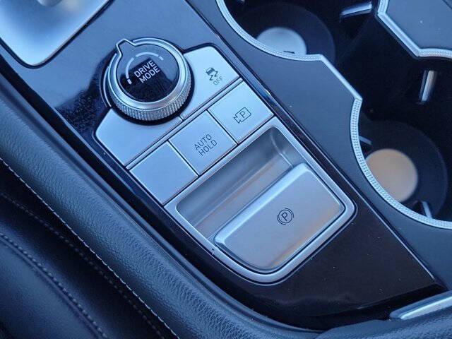 2023 Genesis G70