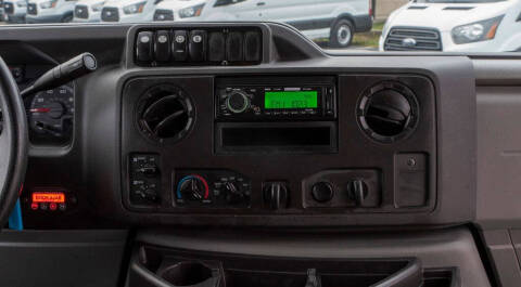 2016 Ford E-Series E-450 SD