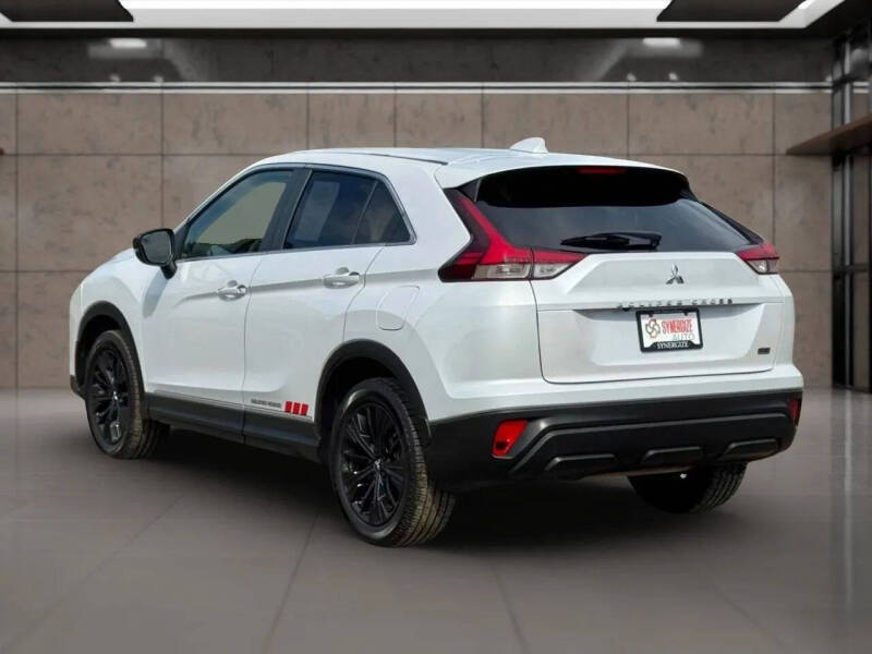 2022 Mitsubishi Eclipse Cross LE