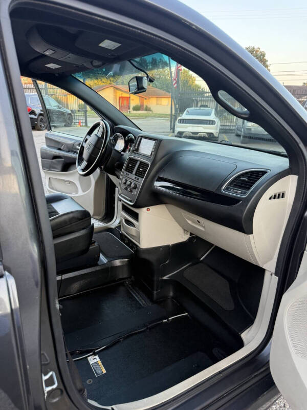 2017 Dodge Grand Caravan SXT