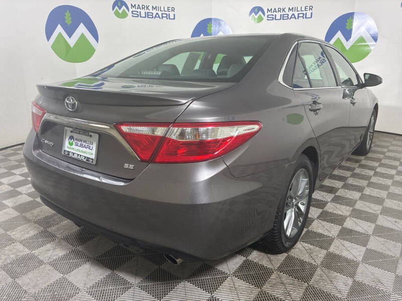 2017 Toyota Camry SE