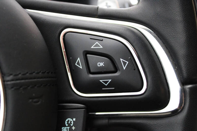 2019 Jaguar XJL Portfolio