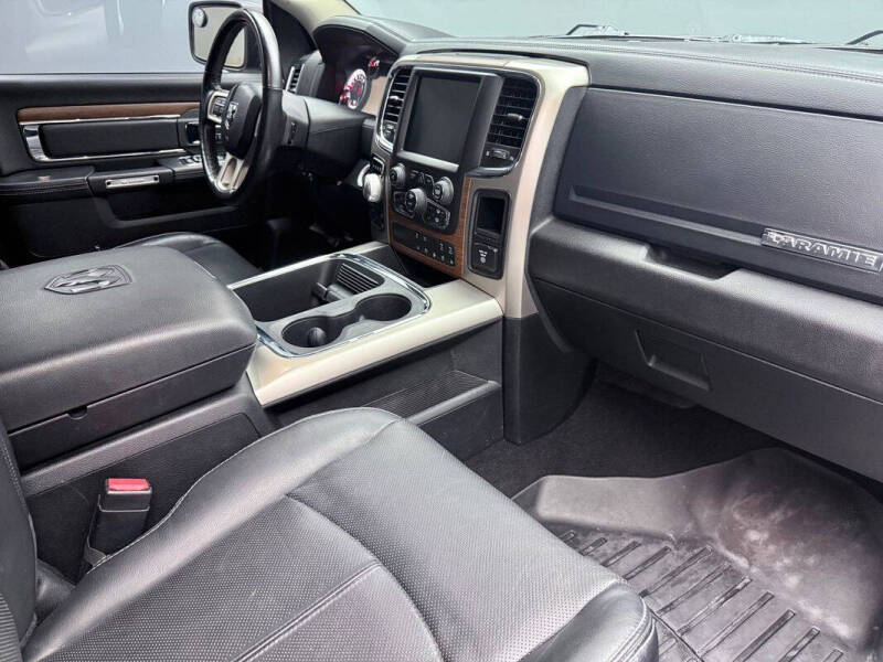 2017 RAM 1500 Laramie