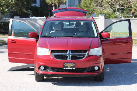 2011 Dodge Grand Caravan Crew