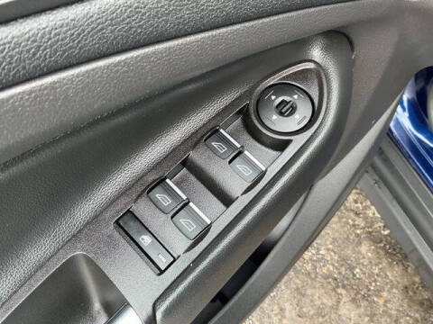 2017 Ford C-MAX Hybrid SE