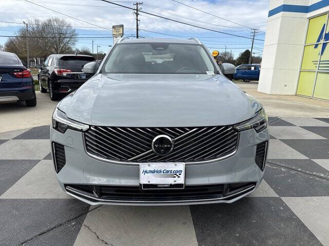 2025 Volvo XC90 B6 Plus Bright Theme 7P