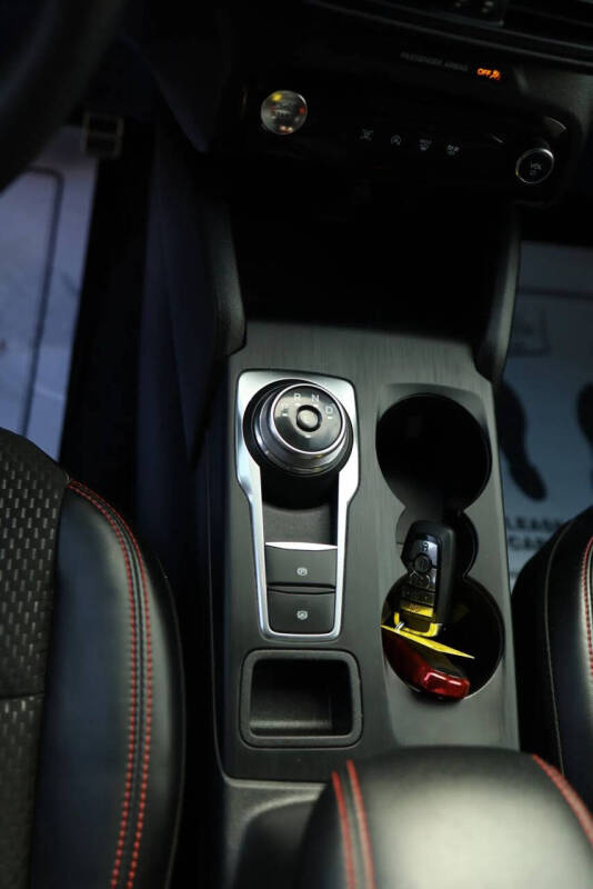 2024 Ford Escape ST-Line Select