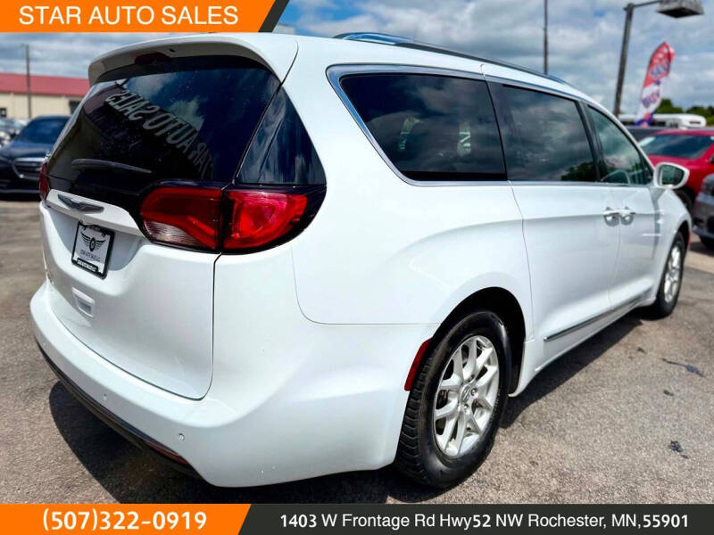 2020 Chrysler Pacifica Touring L