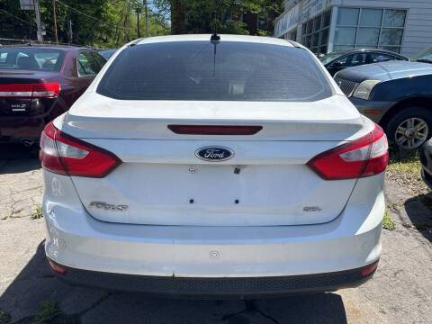 2012 Ford Focus SEL