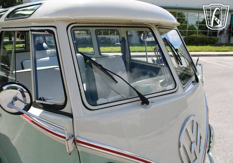 1974 Volkswagen Samba