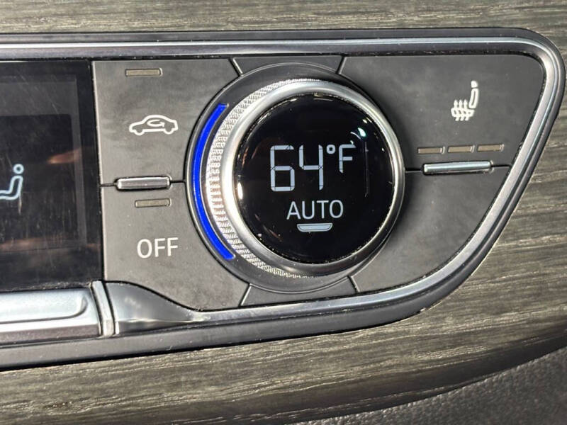 2022 Audi A4 quattro S line Prem Plus 45 TFSI