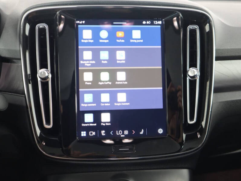 2024 Volvo C40 Recharge Twin Core