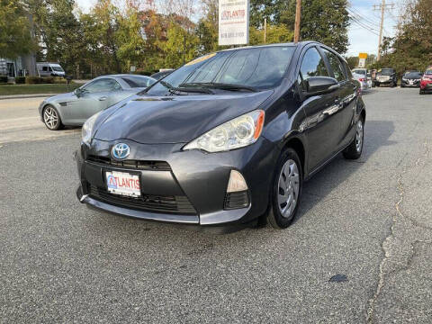 2014 Toyota Prius c Two