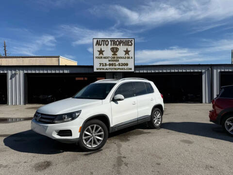 2017 Volkswagen Tiguan 2.0T Wolfsburg Edition